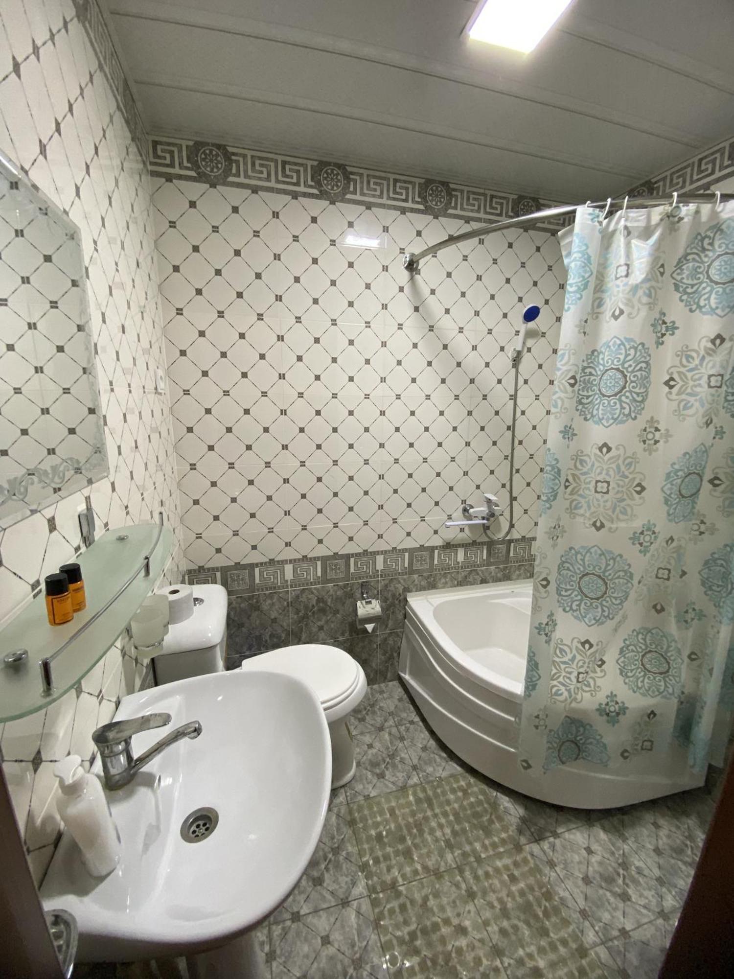 Khiva Bibimariyam Bed & Breakfast Bagian luar foto